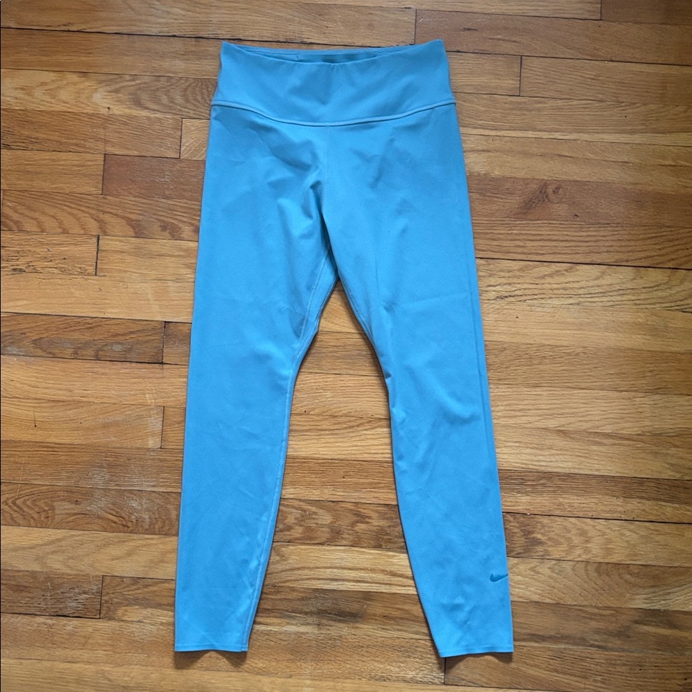 Nike Luxe Legging